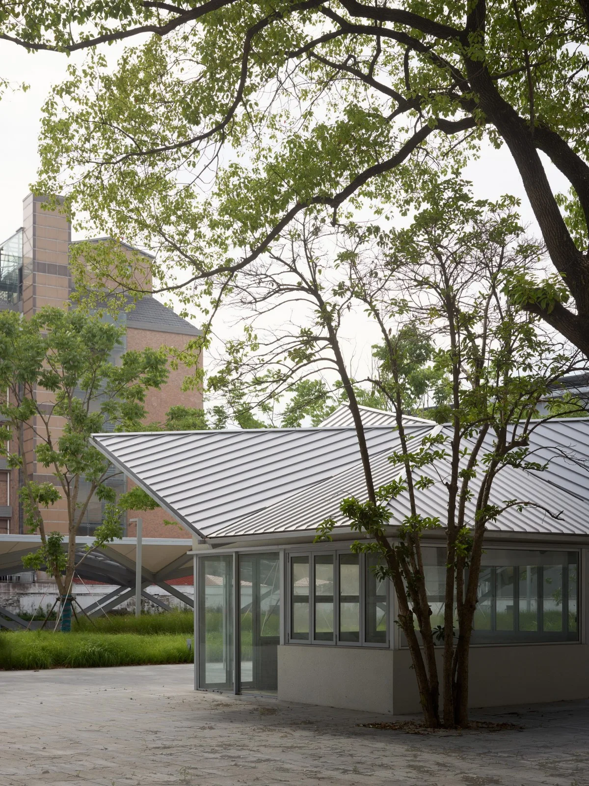 BIM建筑|上海继电器厂改造 / HCCH合尘建筑