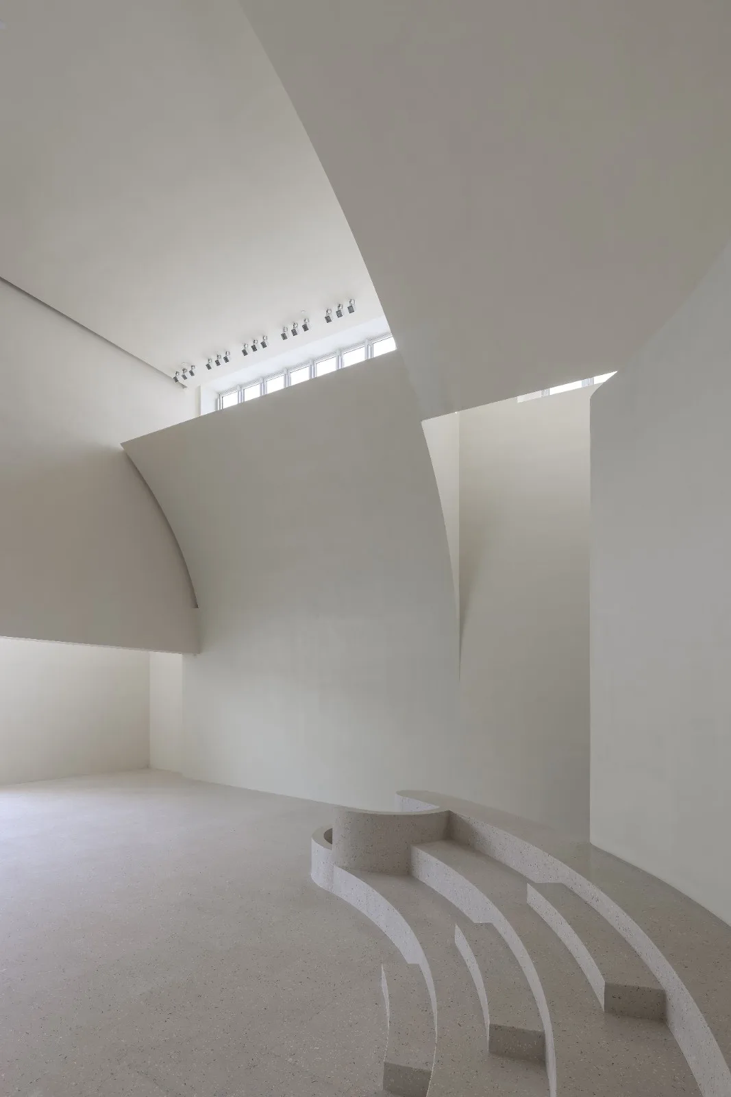 BIM建筑|玉山岚峰：正大太阳河咖啡小镇艺术中心 / Wutopia Lab