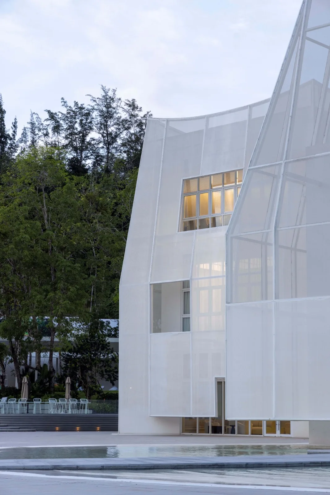 BIM建筑|玉山岚峰：正大太阳河咖啡小镇艺术中心 / Wutopia Lab