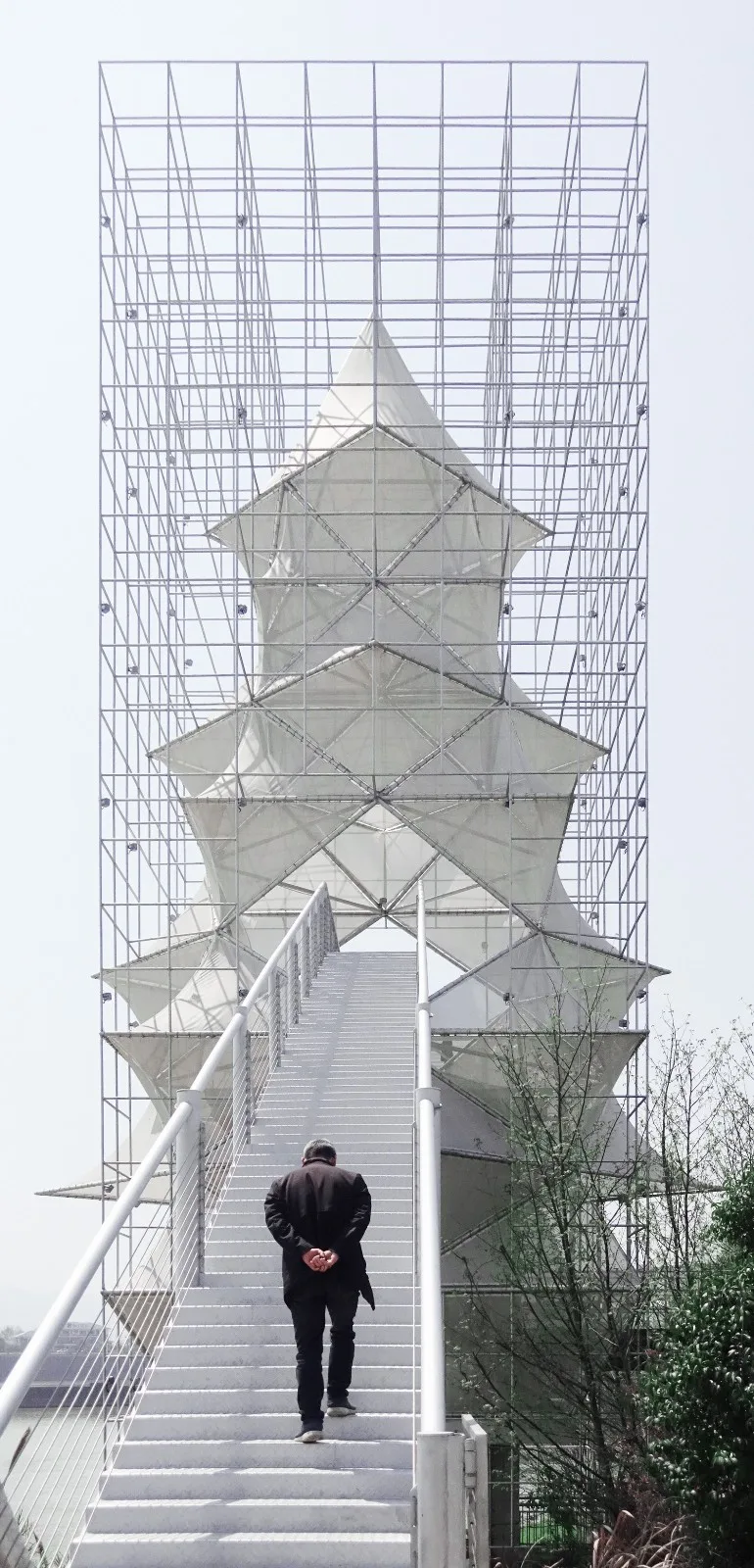 BIM建筑|人造树 / 有限设计工作室