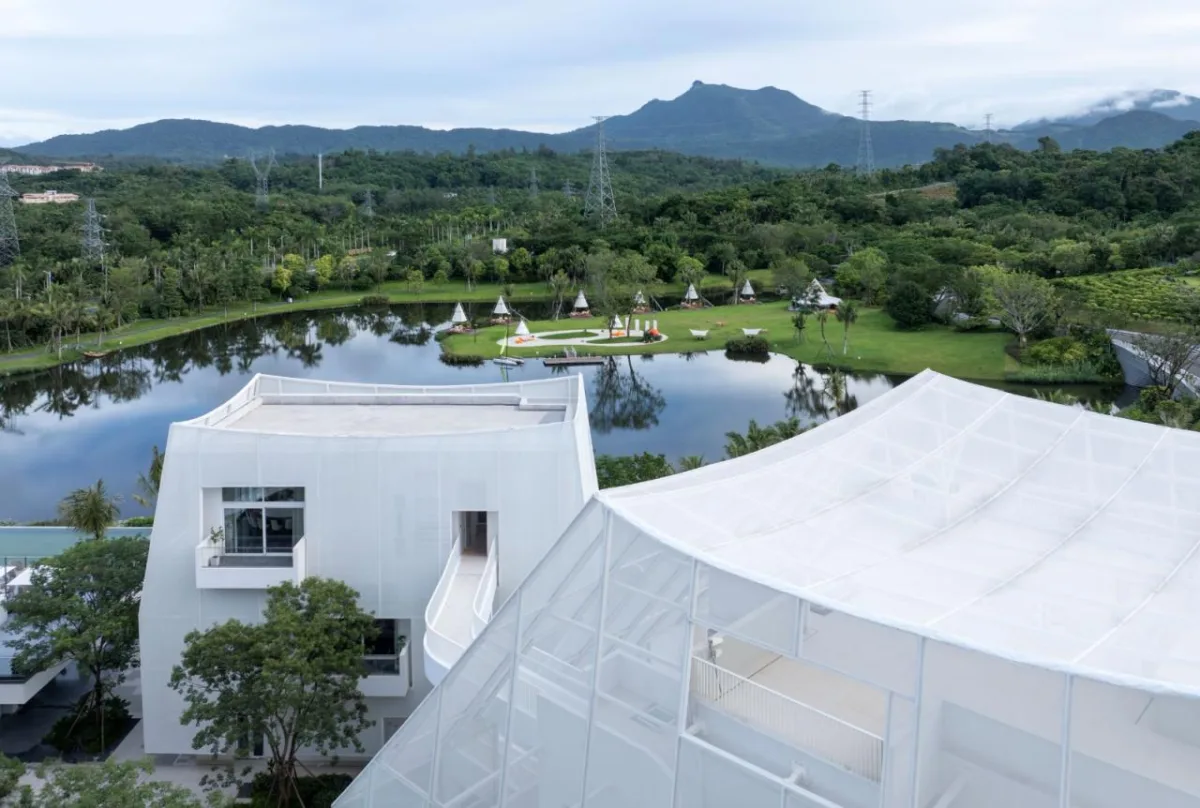 BIM建筑|玉山岚峰：正大太阳河咖啡小镇艺术中心 / Wutopia Lab