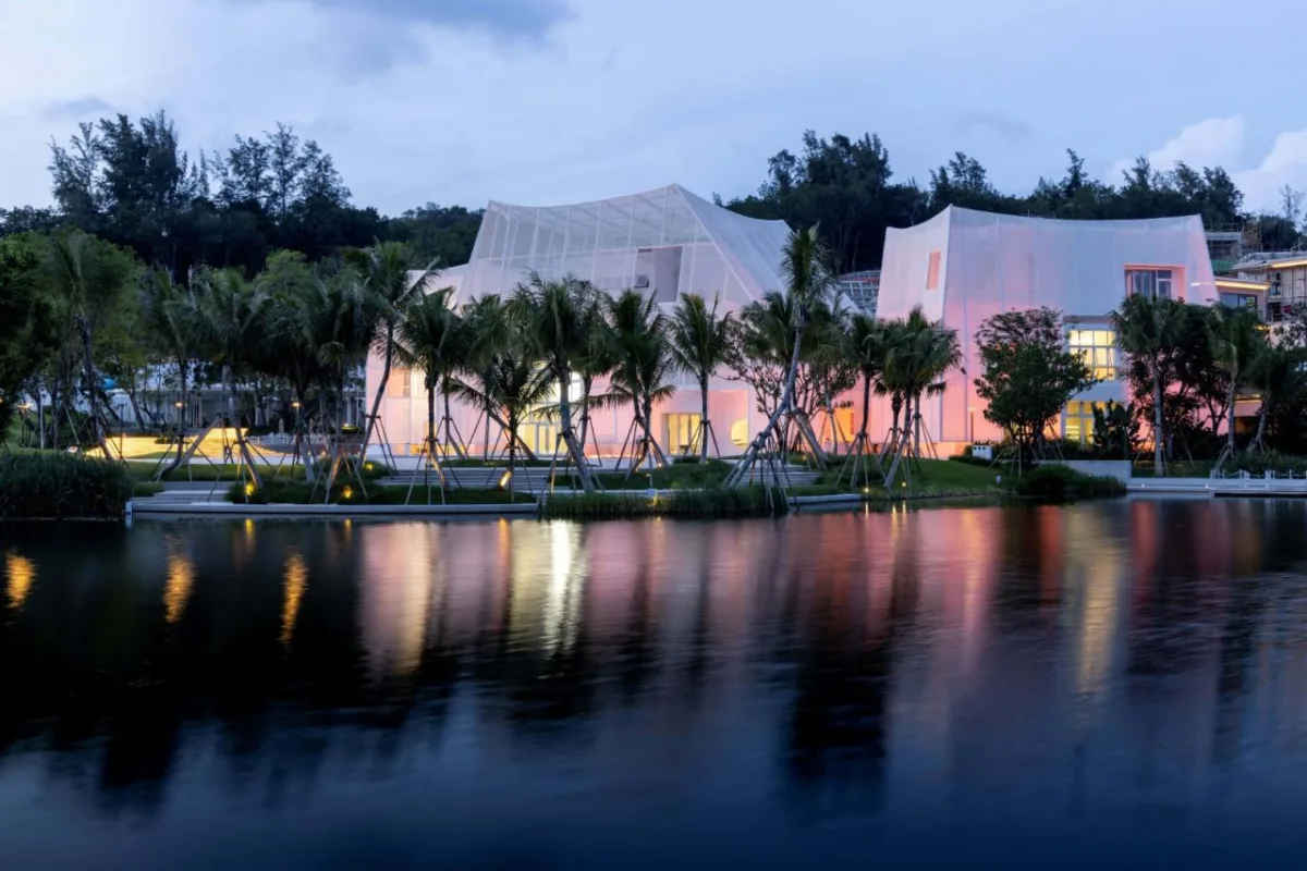 BIM建筑|玉山岚峰：正大太阳河咖啡小镇艺术中心 / Wutopia Lab