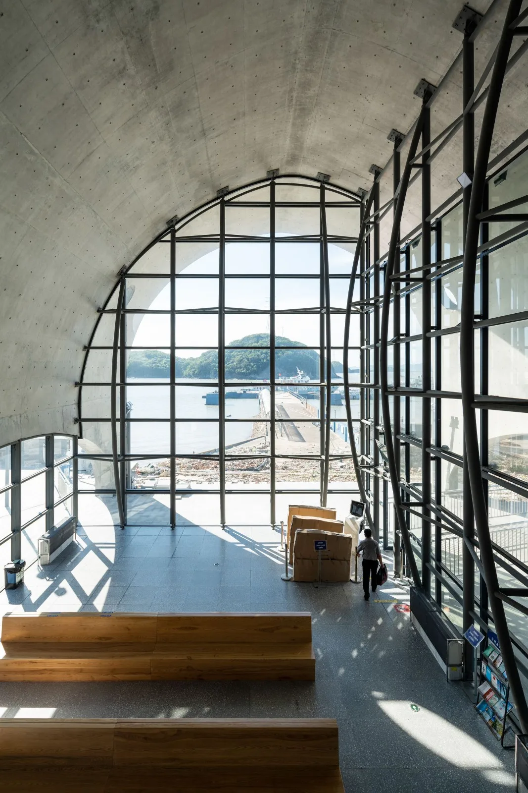 BIM建筑|虾峙客运站 / 致正建筑工作室