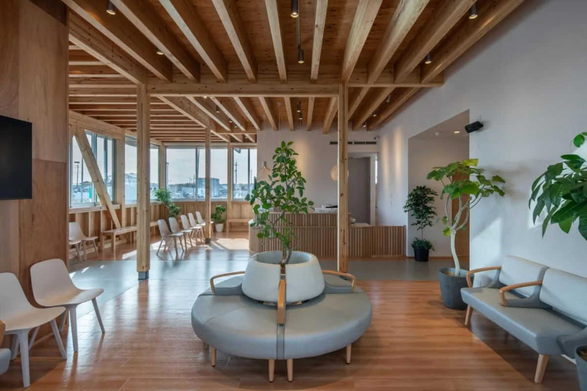 BIM建筑|旭之森内科和胃肠病诊所 / TSC Architects