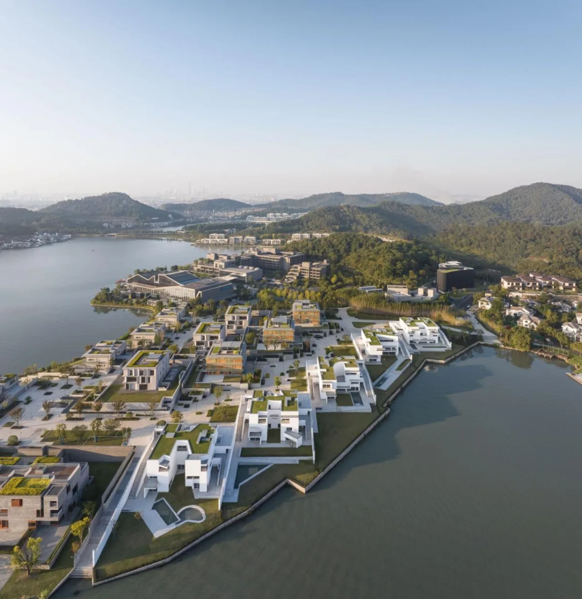 BIM建筑|东钱湖大师工作室 / Álvaro Siza Vieira + Carlos Castanheira