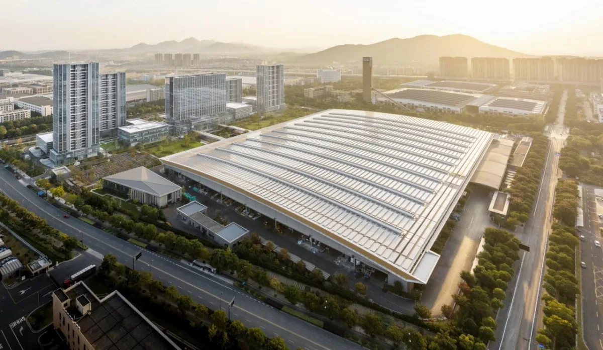 BIM建筑|西奥电梯产业园：先进智造与永续生活兼容的“未来工厂”/goa大象设计