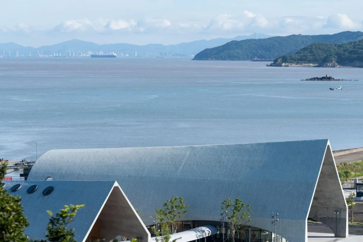 BIM建筑|虾峙客运站 / 致正建筑工作室