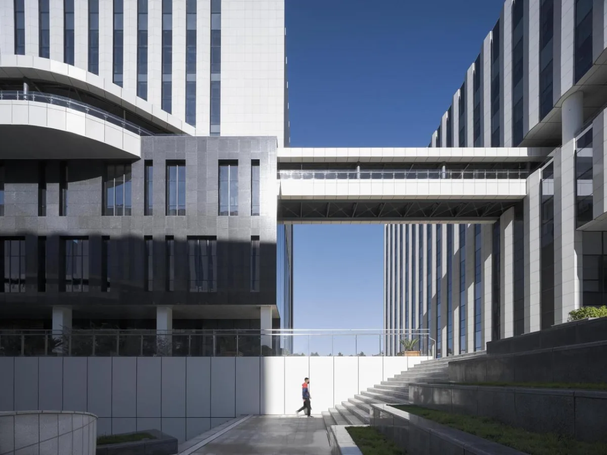 BIM建筑|北京亦庄细胞治疗研发中试基地 / 北京市工业设计研究院
