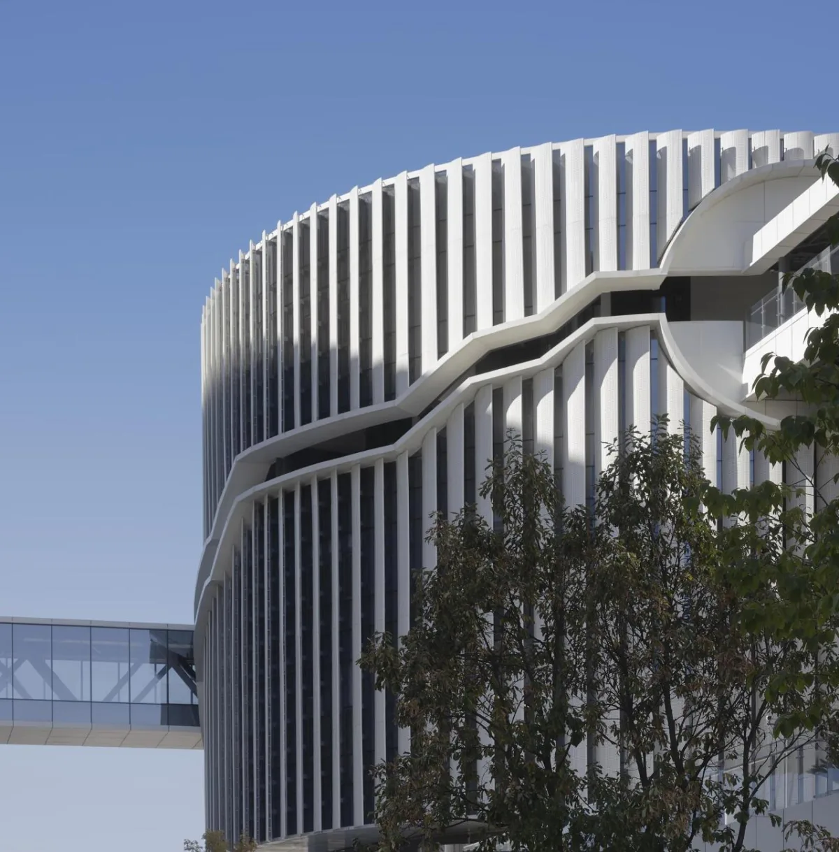 BIM建筑|北京亦庄细胞治疗研发中试基地 / 北京市工业设计研究院