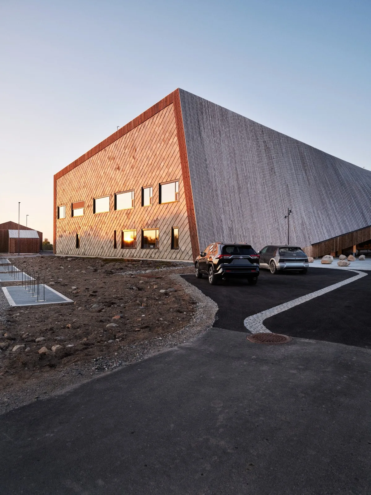 BIM建筑|Čoarvemátta 文化与教育中心 / Snøhetta + 70°N arkitektur + Joar Nango