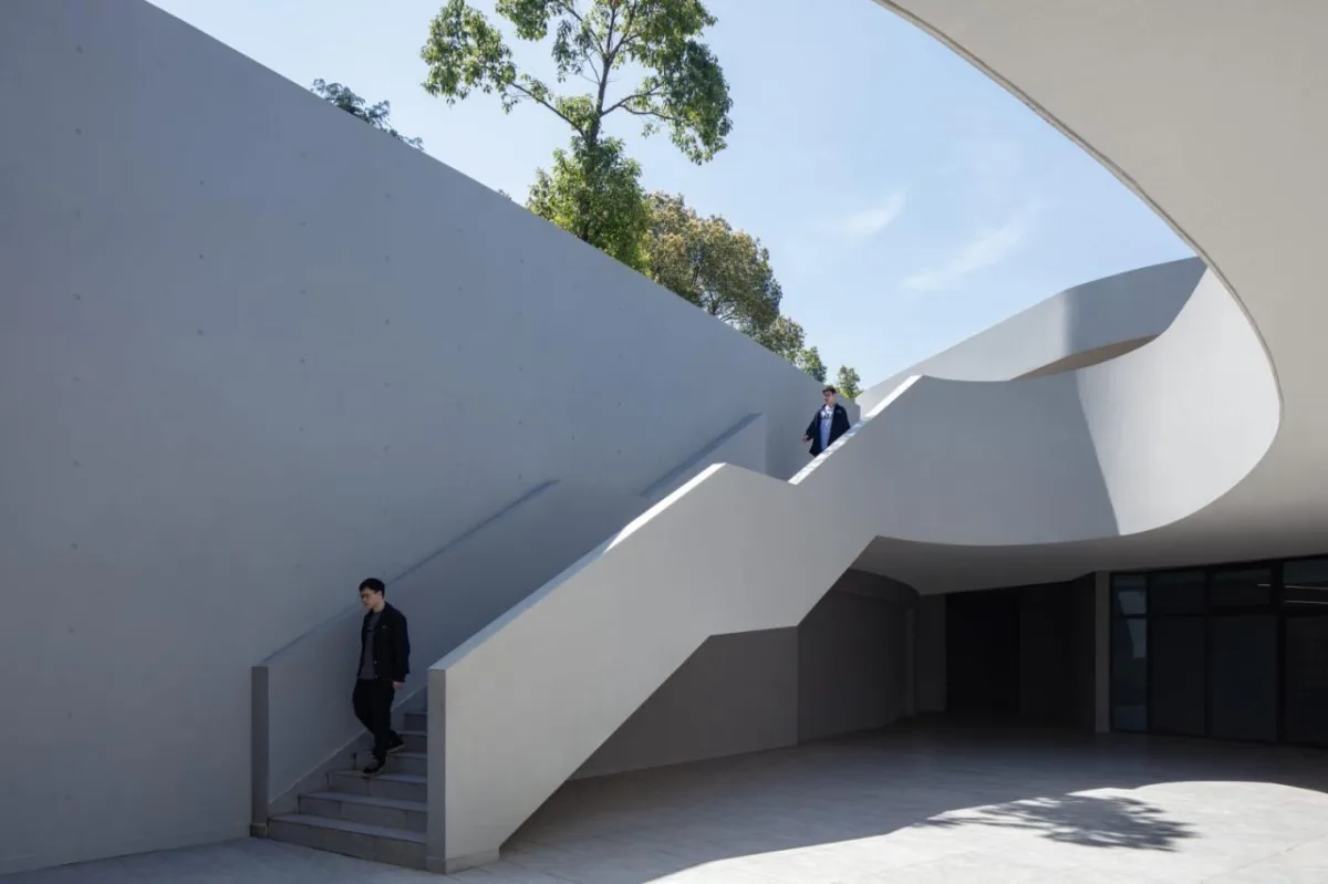 BIM建筑|长沙市南雅中学图书馆 / 中机国际罗劲工作室