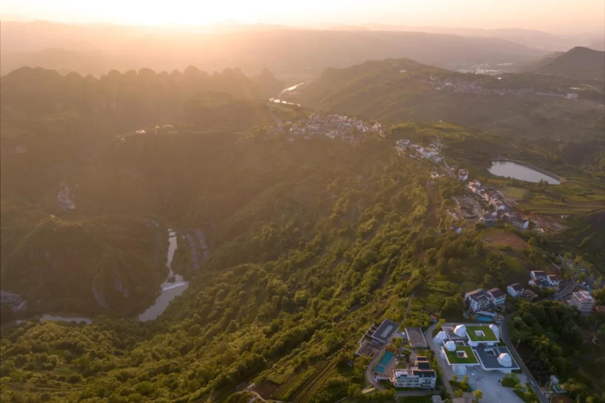 BIM建筑|相遇在山间：下岩贝景区云峰十二重 / 朱培栋-line+建筑事务所
