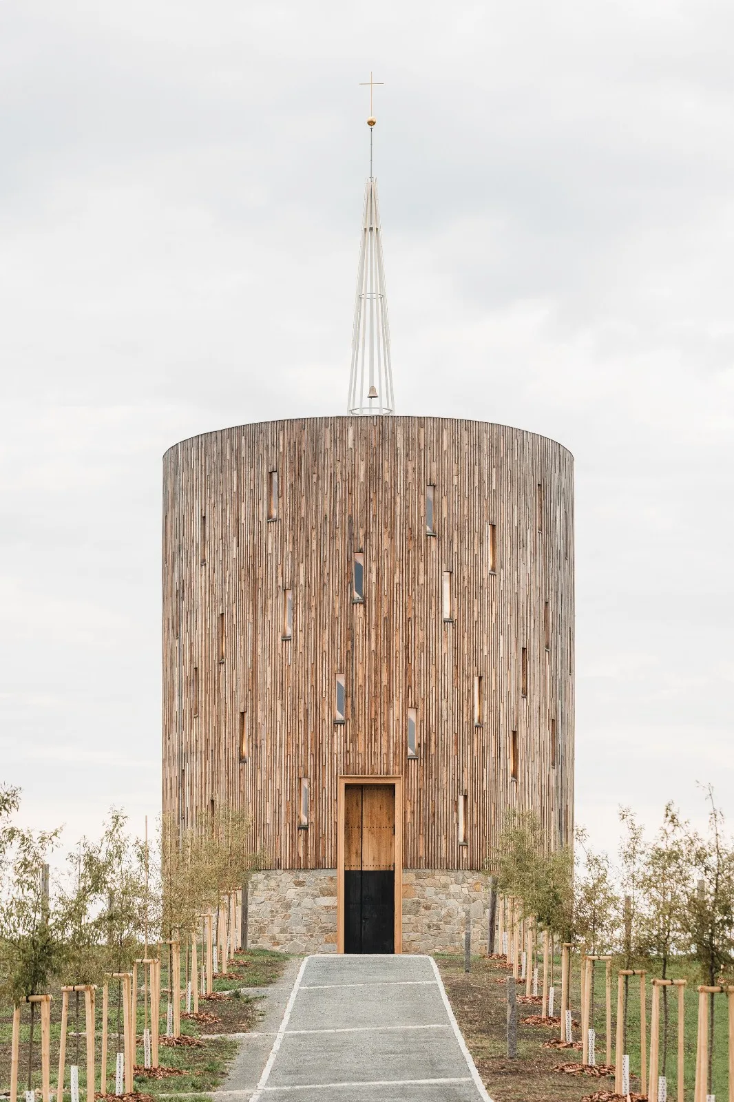BIM建筑|Nesvačilka 圣母教堂 / RCNKSK