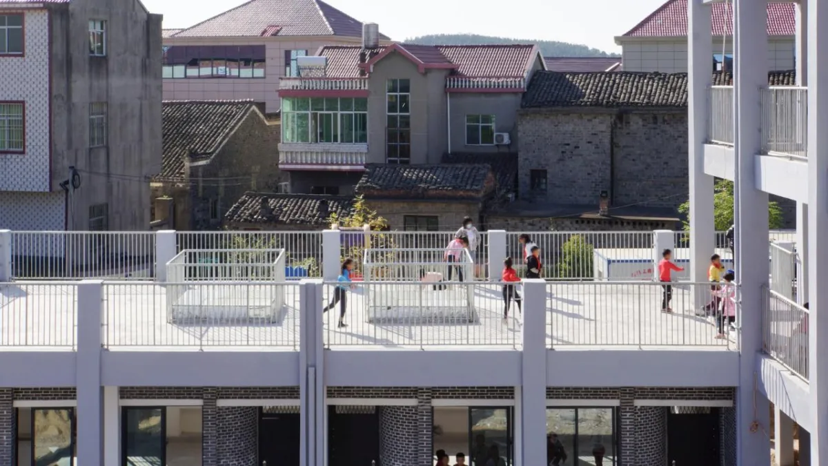 BIM建筑|沿江乡村学校 / DOMAT