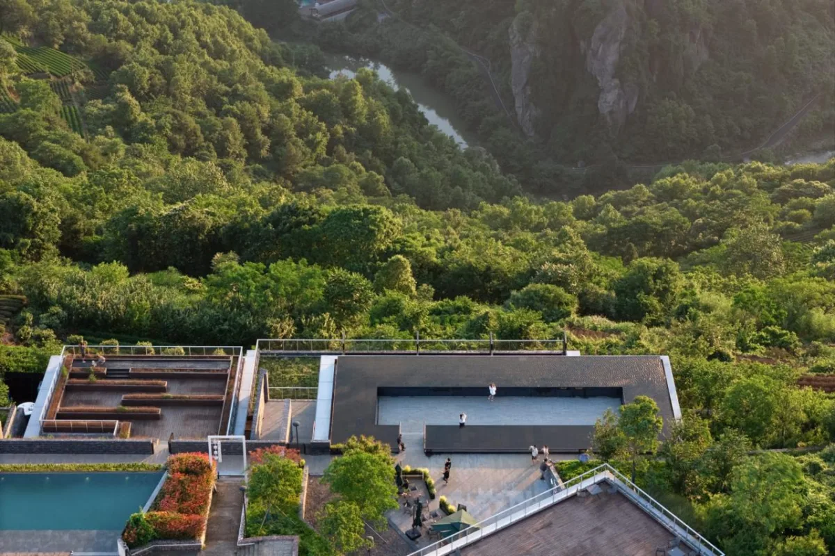BIM建筑|相遇在山间：下岩贝景区云峰十二重 / 朱培栋-line+建筑事务所