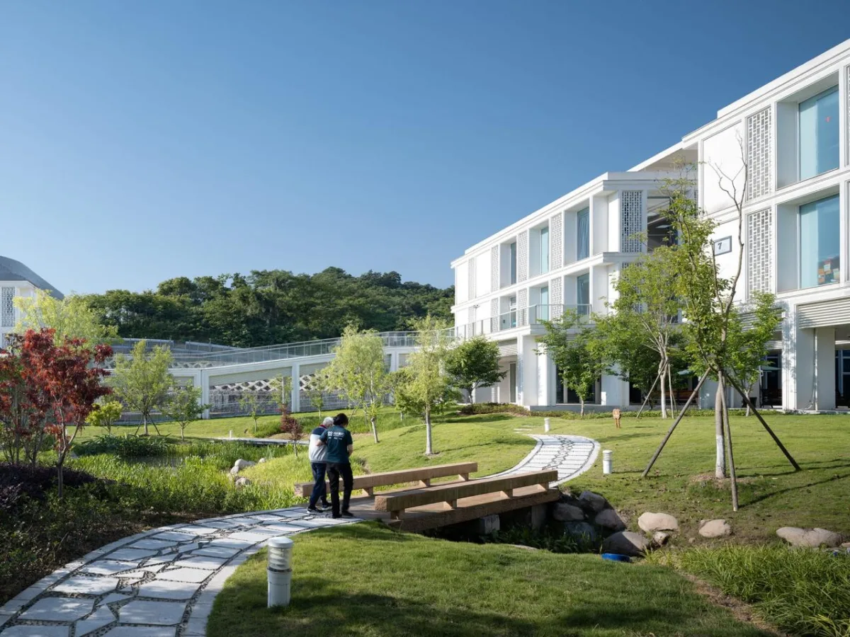 BIM建筑|山水疗愈，身心宜居：杭州市第一社会福利院 / 浙江大学建筑设计研究院