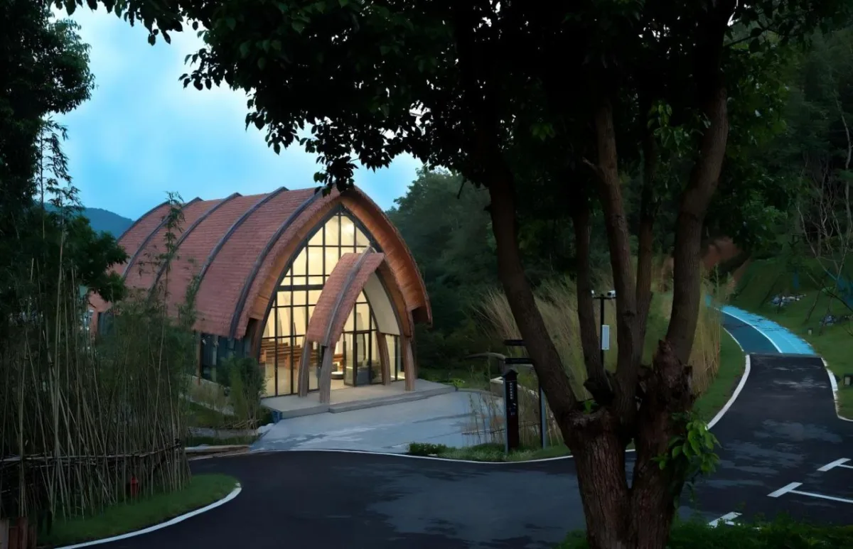BIM建筑|枕山栖谷，虎凹慢时光：庐江县柯坦镇虎凹欢乐茶谷 / 中铁合肥建筑市政工程设计研究院有限公司