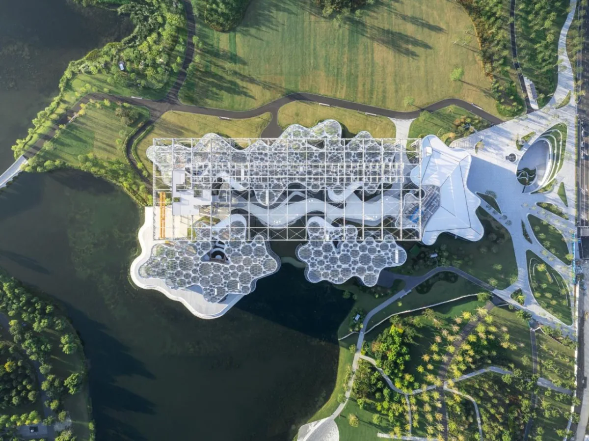 BIM建筑|上海版“疯狂植物园”，亚洲最大温室花园 / Delugan Meissl Associated Architects