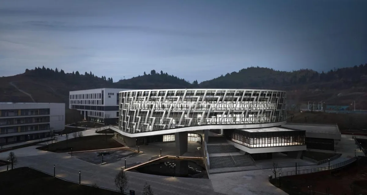 BIM建筑|重庆电力高等专科学校图书馆 / 天津大学设计总院·顾志宏工作室