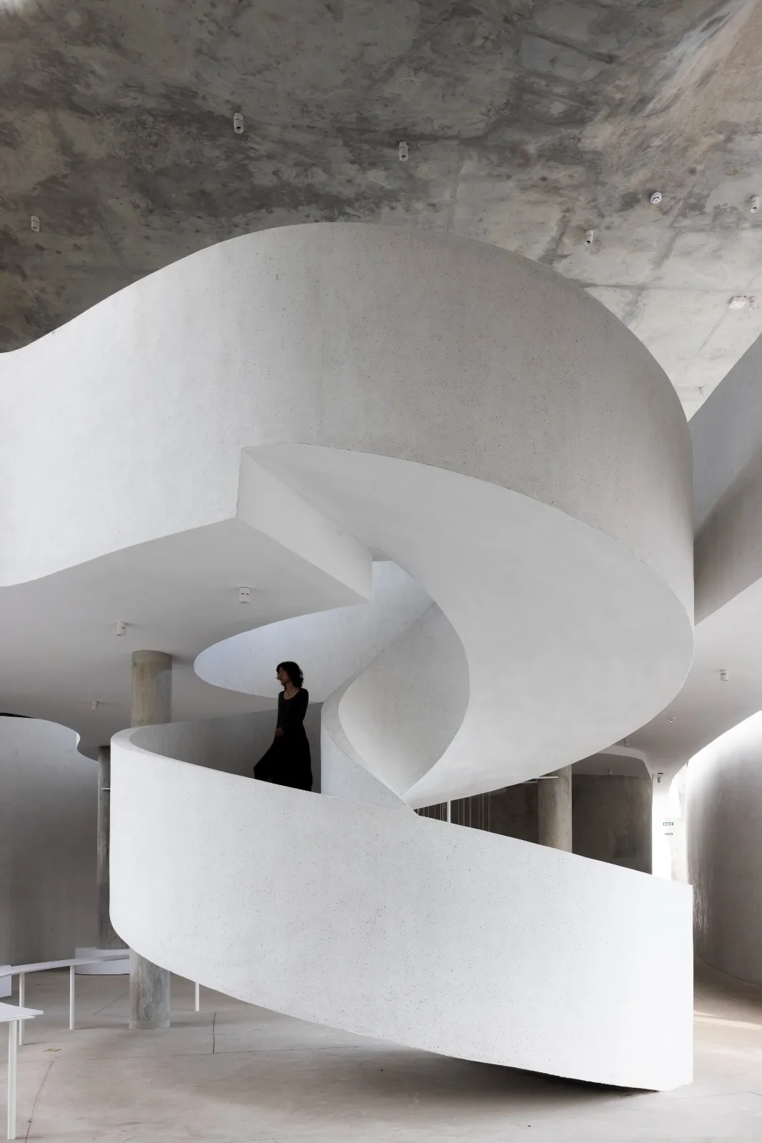BIM建筑|朔特拉艺术展览中心 / Ho Khue Architects