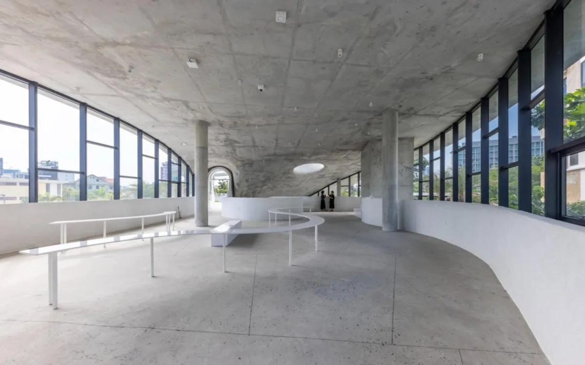 BIM建筑|朔特拉艺术展览中心 / Ho Khue Architects