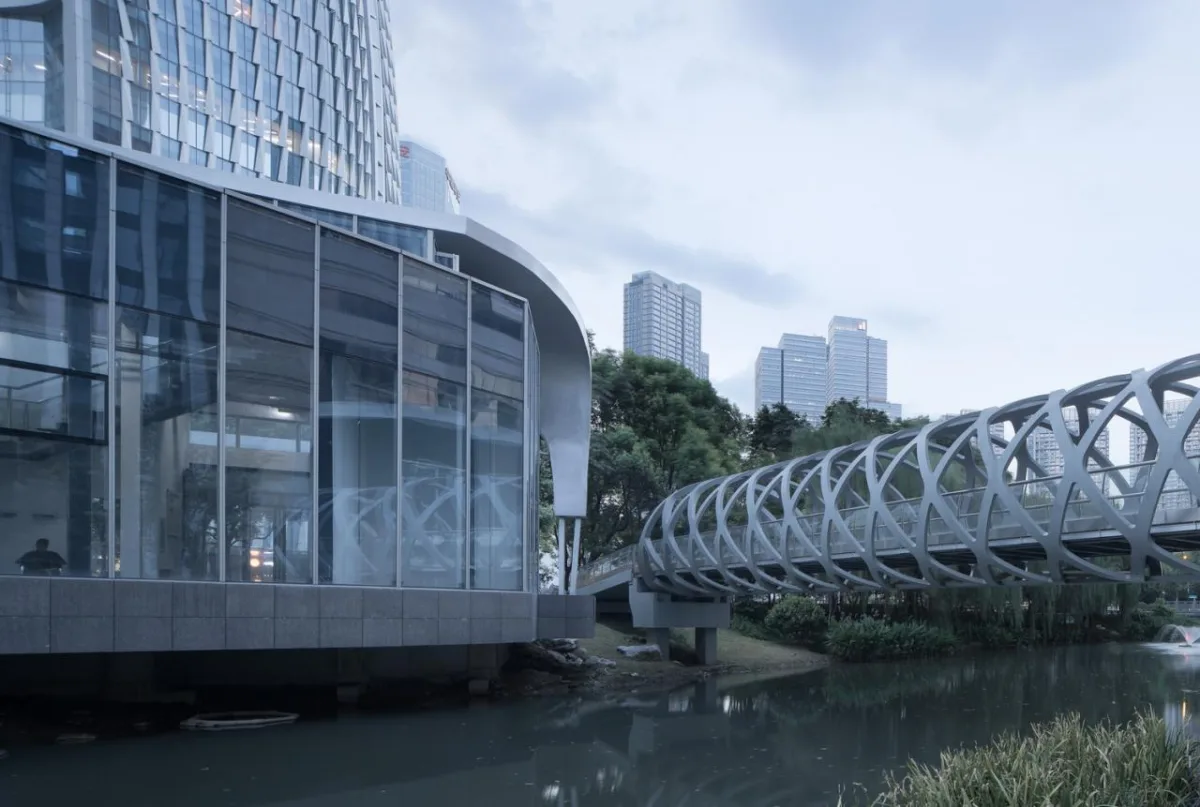 BIM建筑|星堂和：杭州市钱江新城新塘河沿线地铁配套设施 / 浙江大学建筑设计研究院