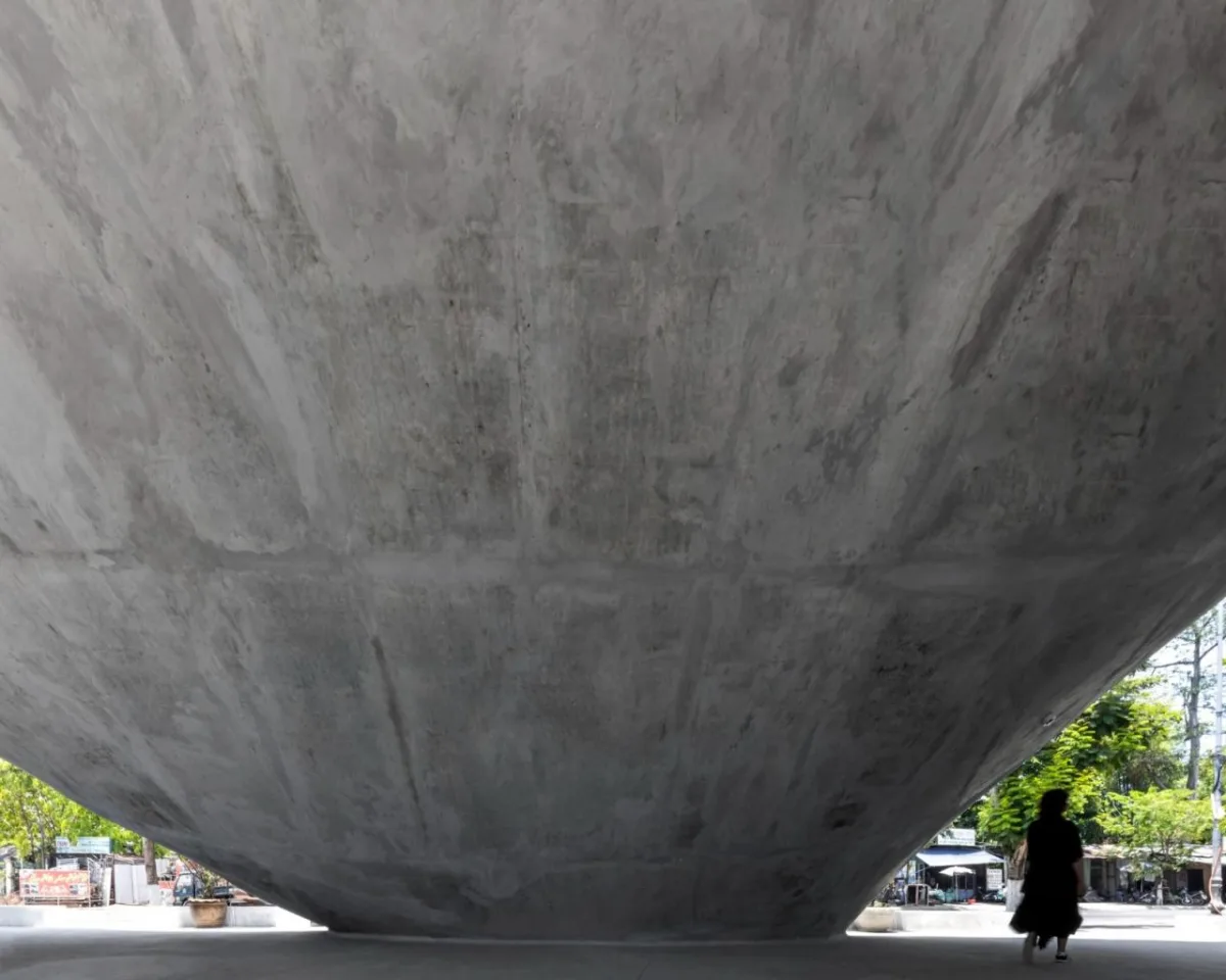 BIM建筑|朔特拉艺术展览中心 / Ho Khue Architects