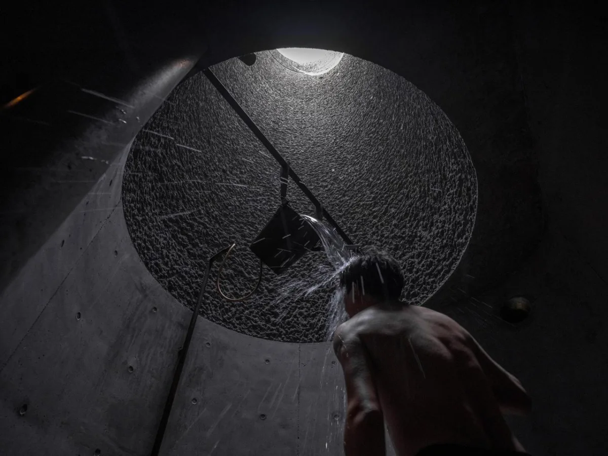 BIM建筑|雾灵山眼石汤泉，林中仪器 / 直向建筑