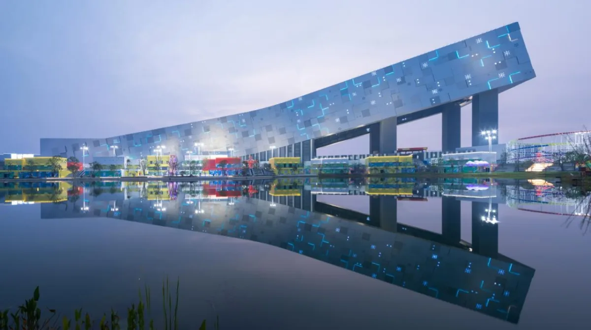 BIM建筑|武汉甘露山国际滑雪场 / CLOU 柯路建筑