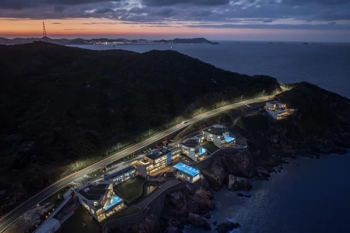 BIM建筑|嵊泗夕会悬崖酒店 / 亦风建筑