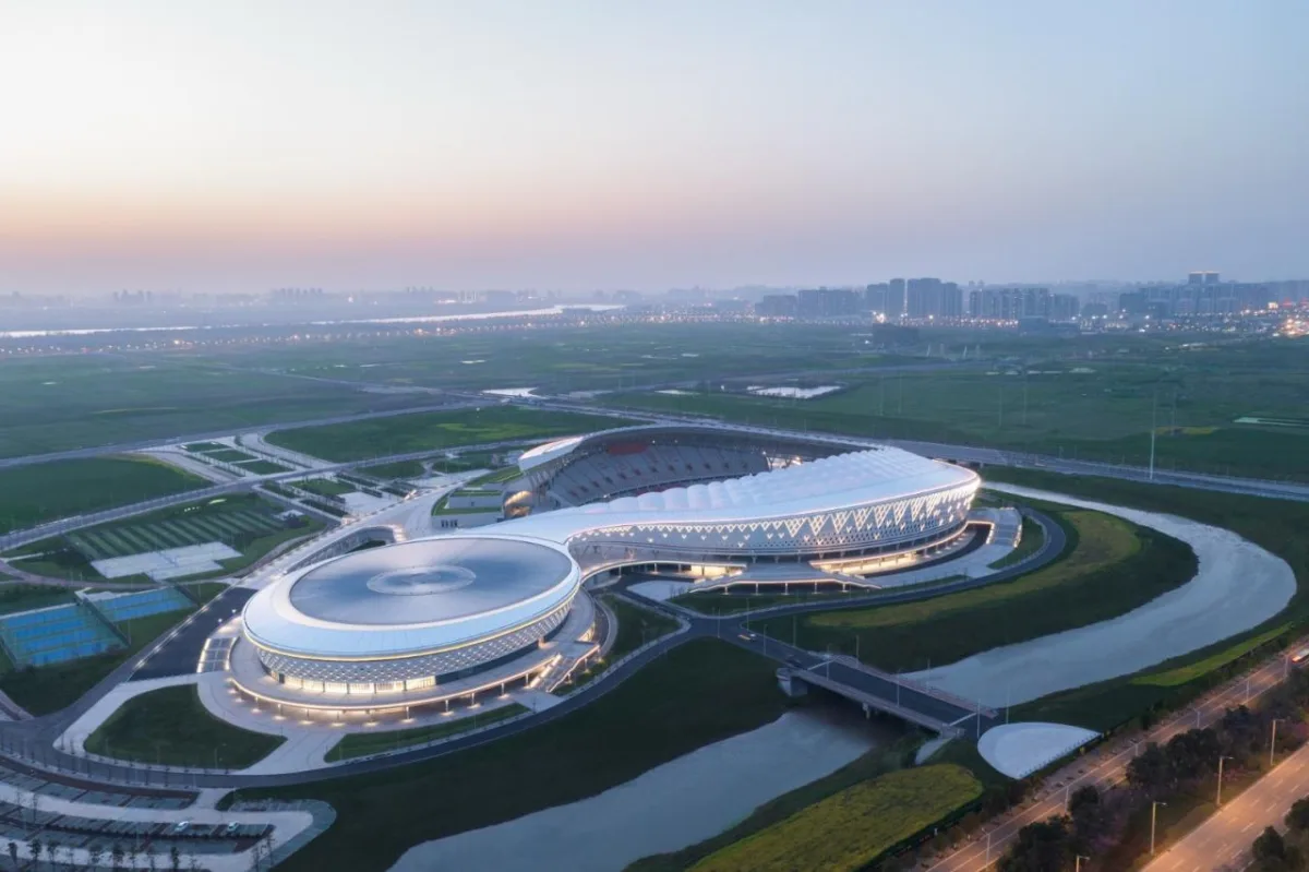 BIM建筑|襄阳全民体育运动中心 / 中南建院墨水尺工作室