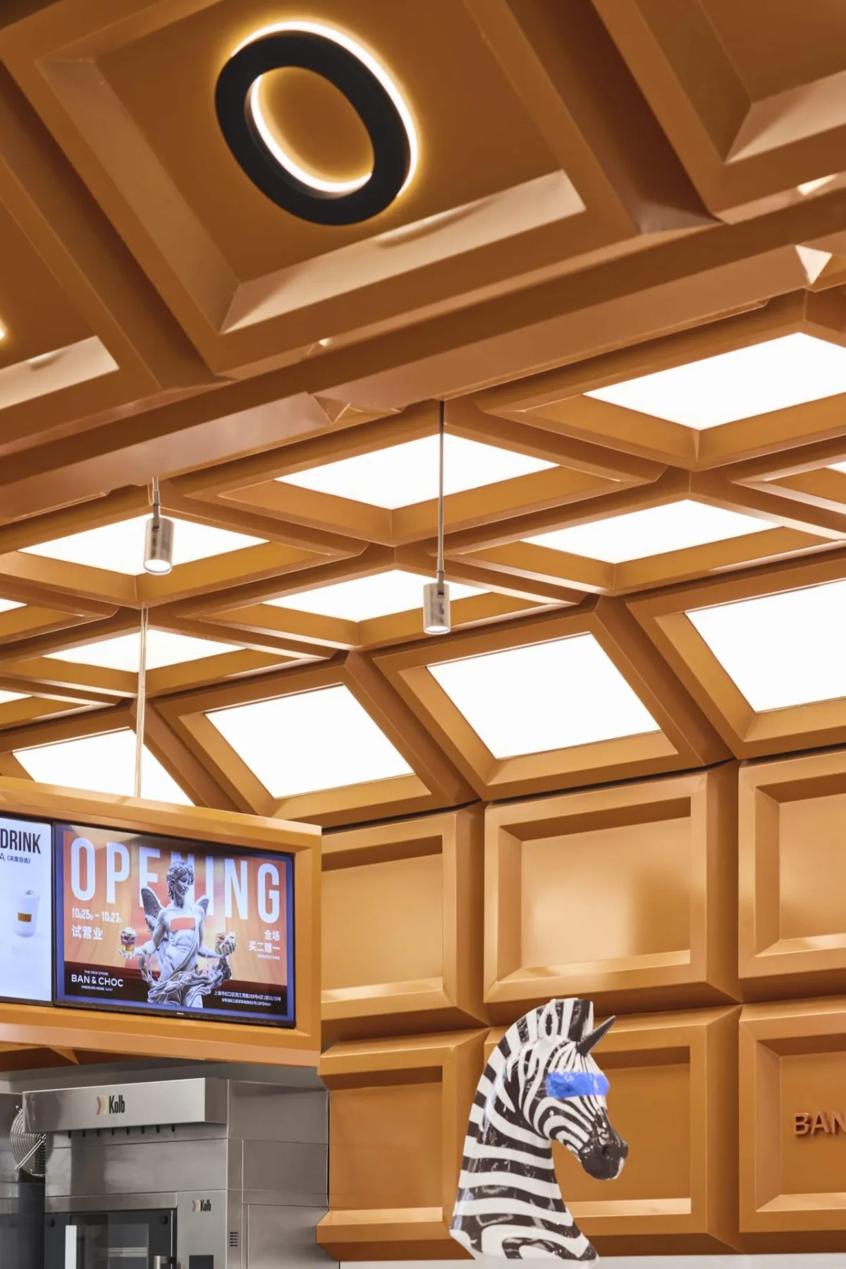 BIM建筑|斑马与巧BAN&CHOC上海凯德龙之梦全国首店 / WBS里外工作室