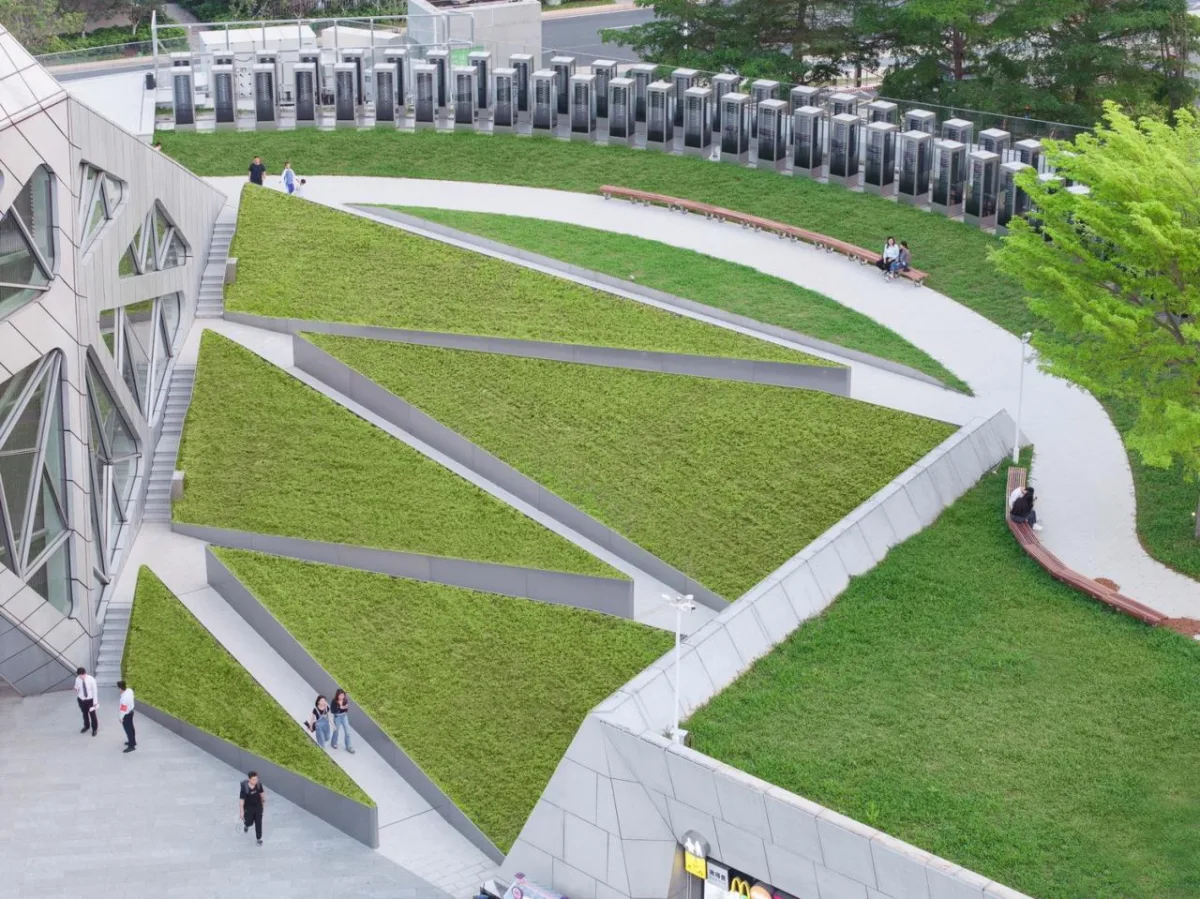 BIM建筑|大疆旗舰店 / 万社设计