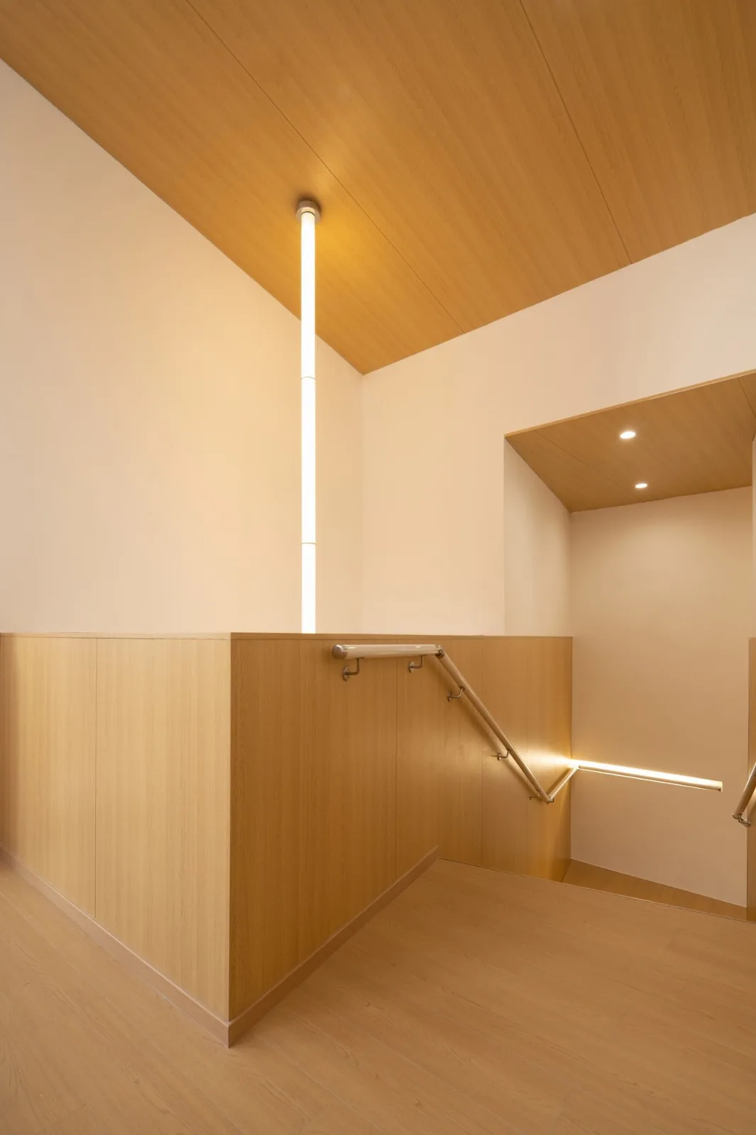 BIM建筑|何家村老年之家 / 由牧建筑