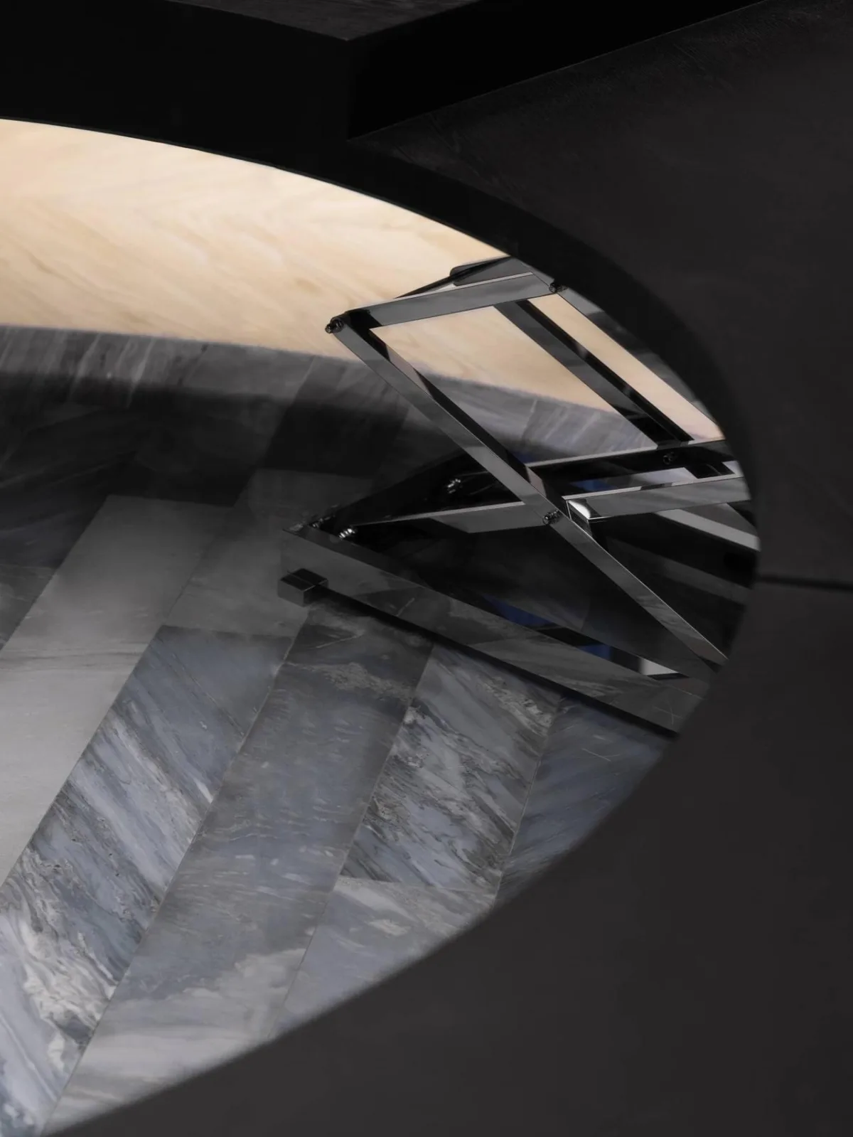 BIM建筑|MITHRIDATE全新精品店：The Sphere 向心剧场 / SLT