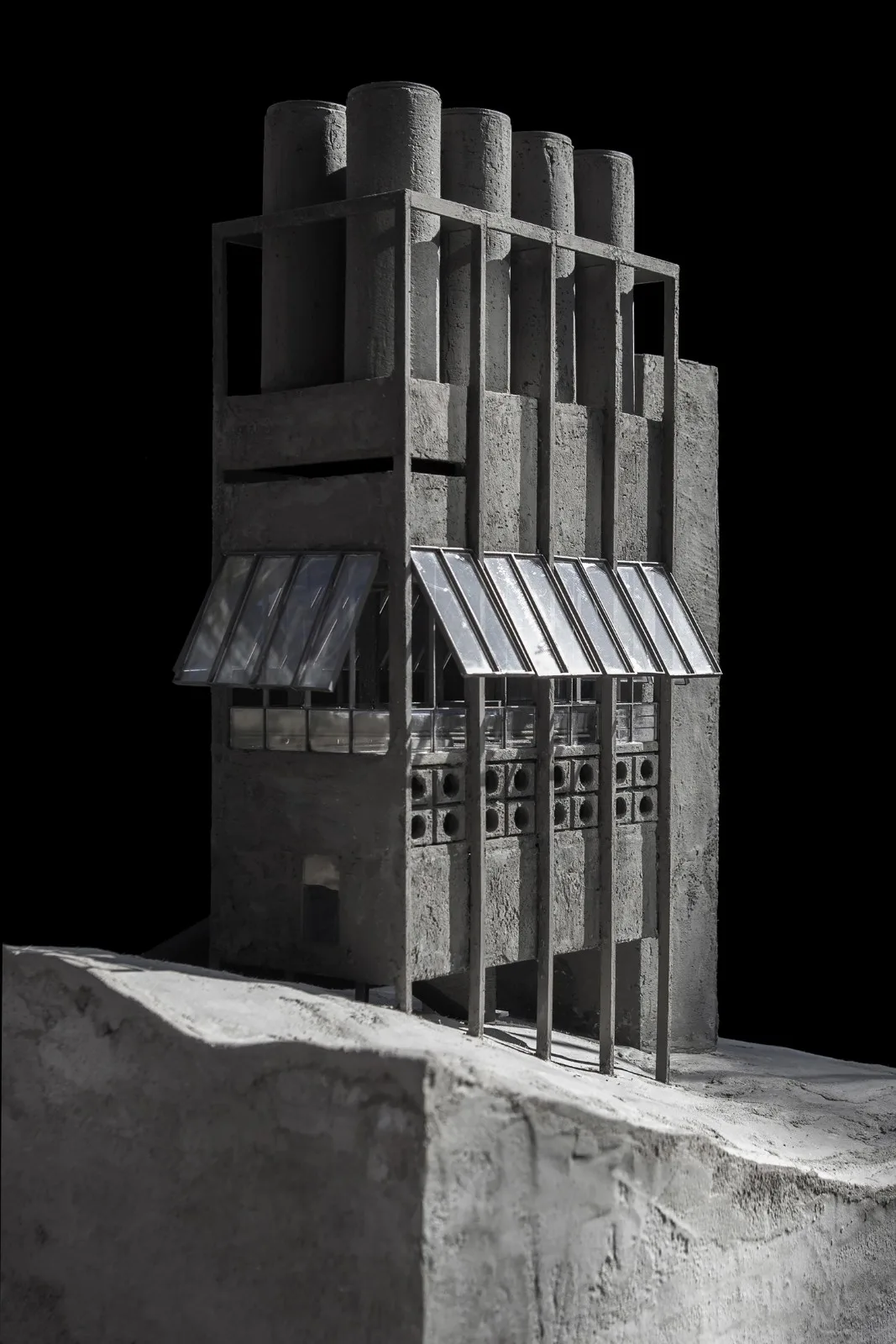 BIM建筑|雾灵山眼石汤泉，林中仪器 / 直向建筑