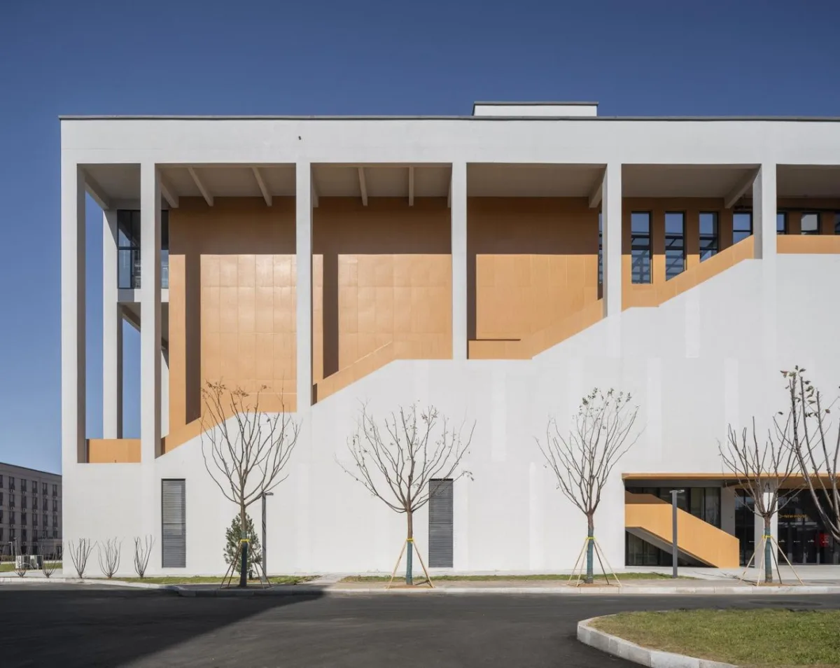 BIM建筑|烟台城市科技职业学院二期 / 超城建筑