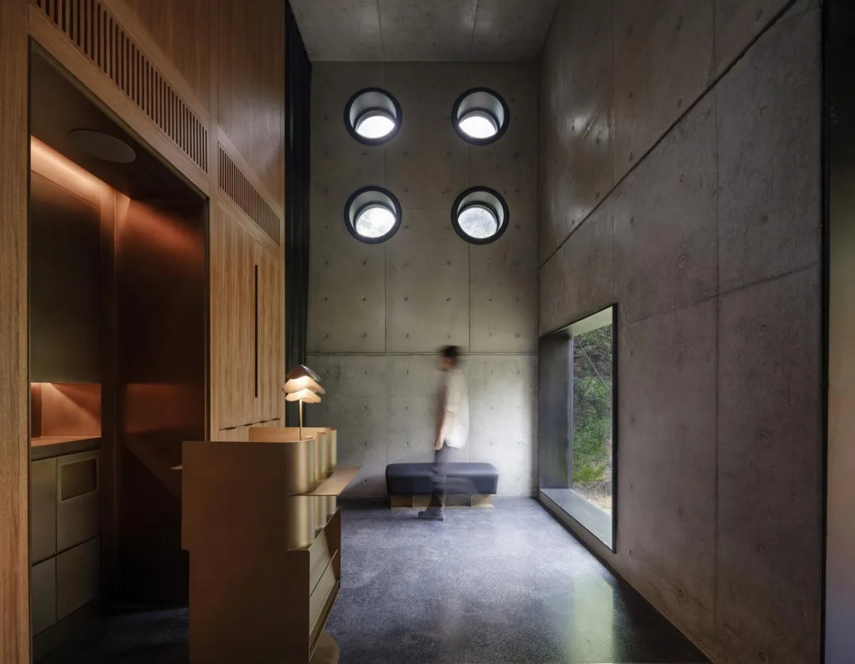 BIM建筑|雾灵山眼石汤泉，林中仪器 / 直向建筑