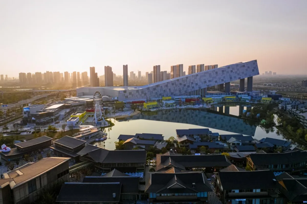 BIM建筑|武汉甘露山国际滑雪场 / CLOU 柯路建筑
