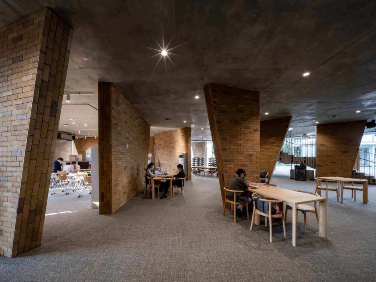 BIM建筑|湘南工科大学附属高中图书馆 / kousou + Fukei Co.