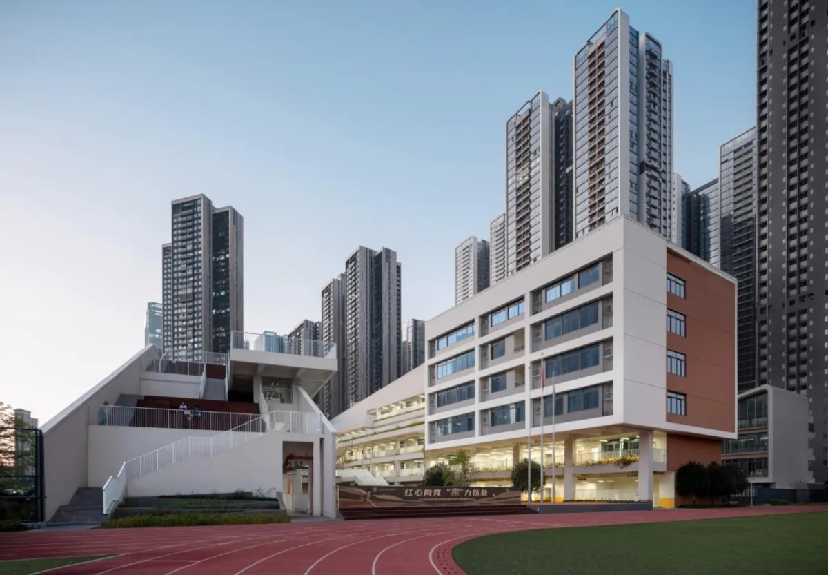 BIM建筑|深圳市龙华区清泉外国语学校初中部 / 一境建筑设计