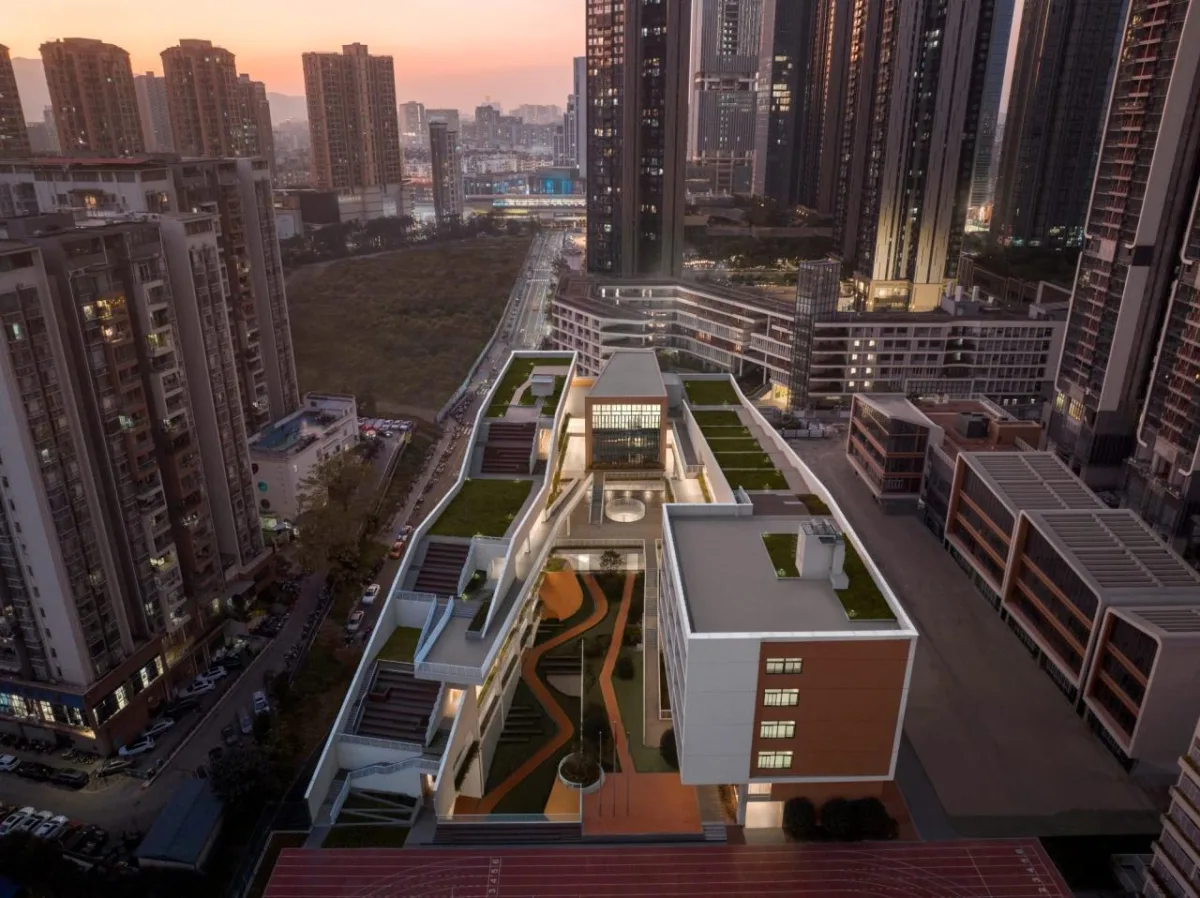 BIM建筑|深圳市龙华区清泉外国语学校初中部 / 一境建筑设计