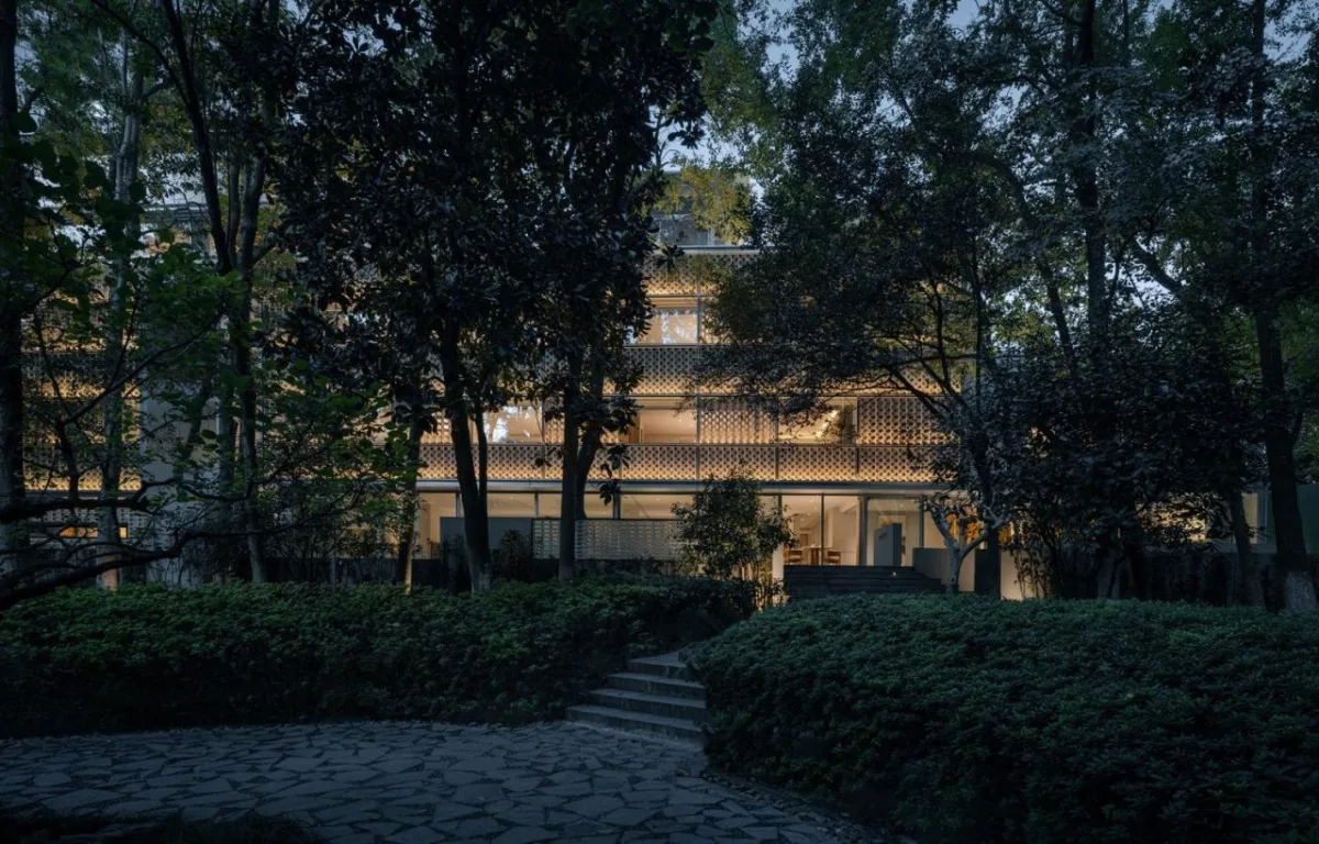 BIM建筑|南京鼓楼锦上 OCC 餐厅 / BUZZ 建筑事务所