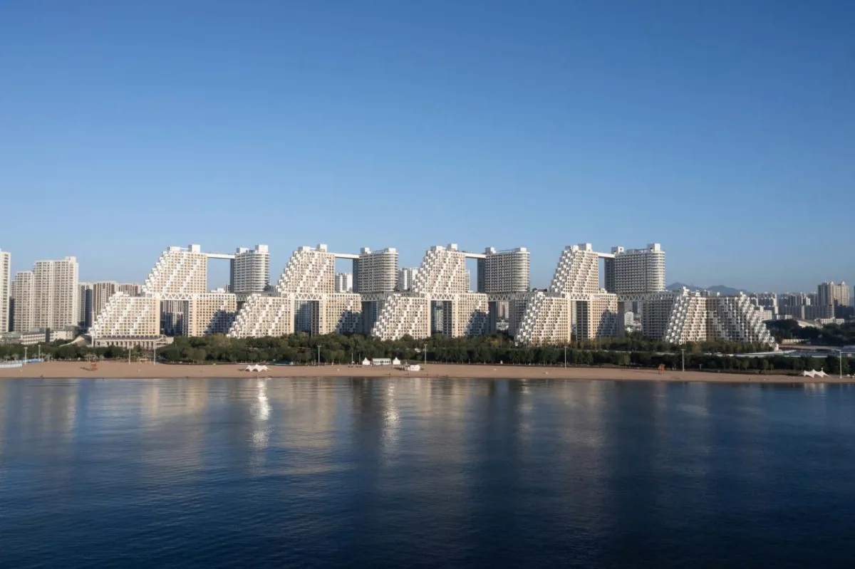 BIM建筑|秦皇岛海碧台二期全线建成 / 萨夫迪建筑事务所