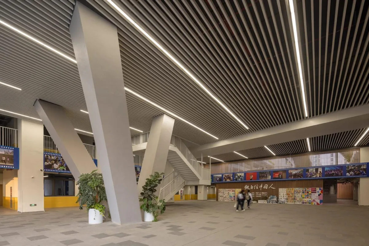 BIM建筑|深圳市龙华区清泉外国语学校初中部 / 一境建筑设计