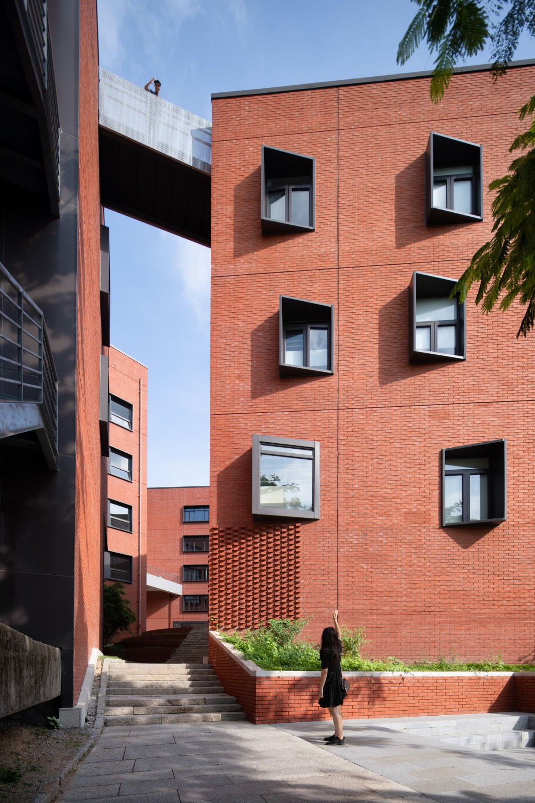 BIM建筑|北京师范大学珠海校区元白楼 / 清华大学建筑设计研究院 BIM建筑|北京师范大学珠海校区元白楼 / 清华大学建筑设计研究院