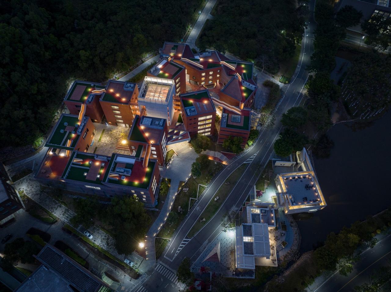 BIM建筑|北京师范大学珠海校区元白楼 / 清华大学建筑设计研究院 BIM建筑|北京师范大学珠海校区元白楼 / 清华大学建筑设计研究院