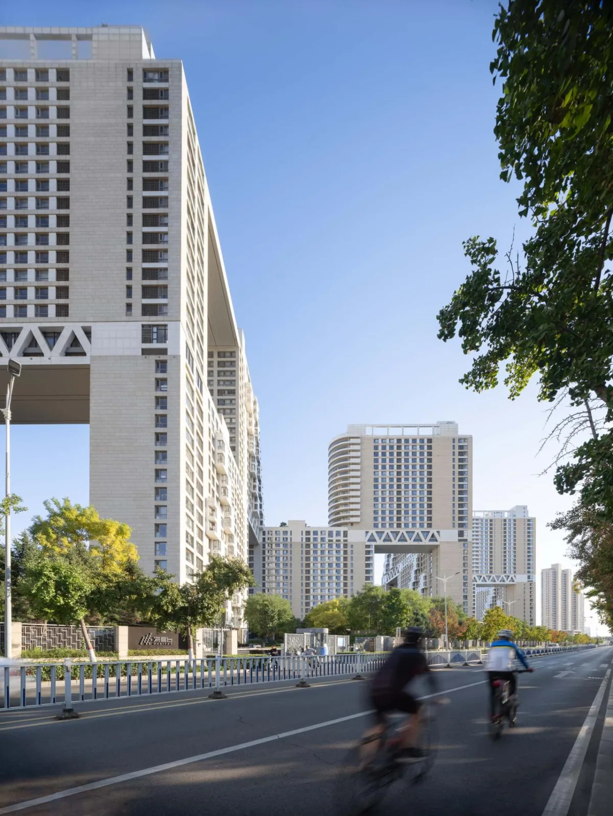 BIM建筑|秦皇岛海碧台二期全线建成 / 萨夫迪建筑事务所