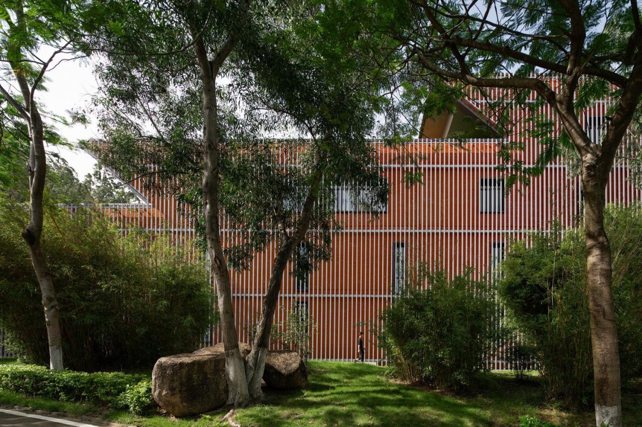 BIM建筑|北京师范大学珠海校区元白楼 / 清华大学建筑设计研究院 BIM建筑|北京师范大学珠海校区元白楼 / 清华大学建筑设计研究院