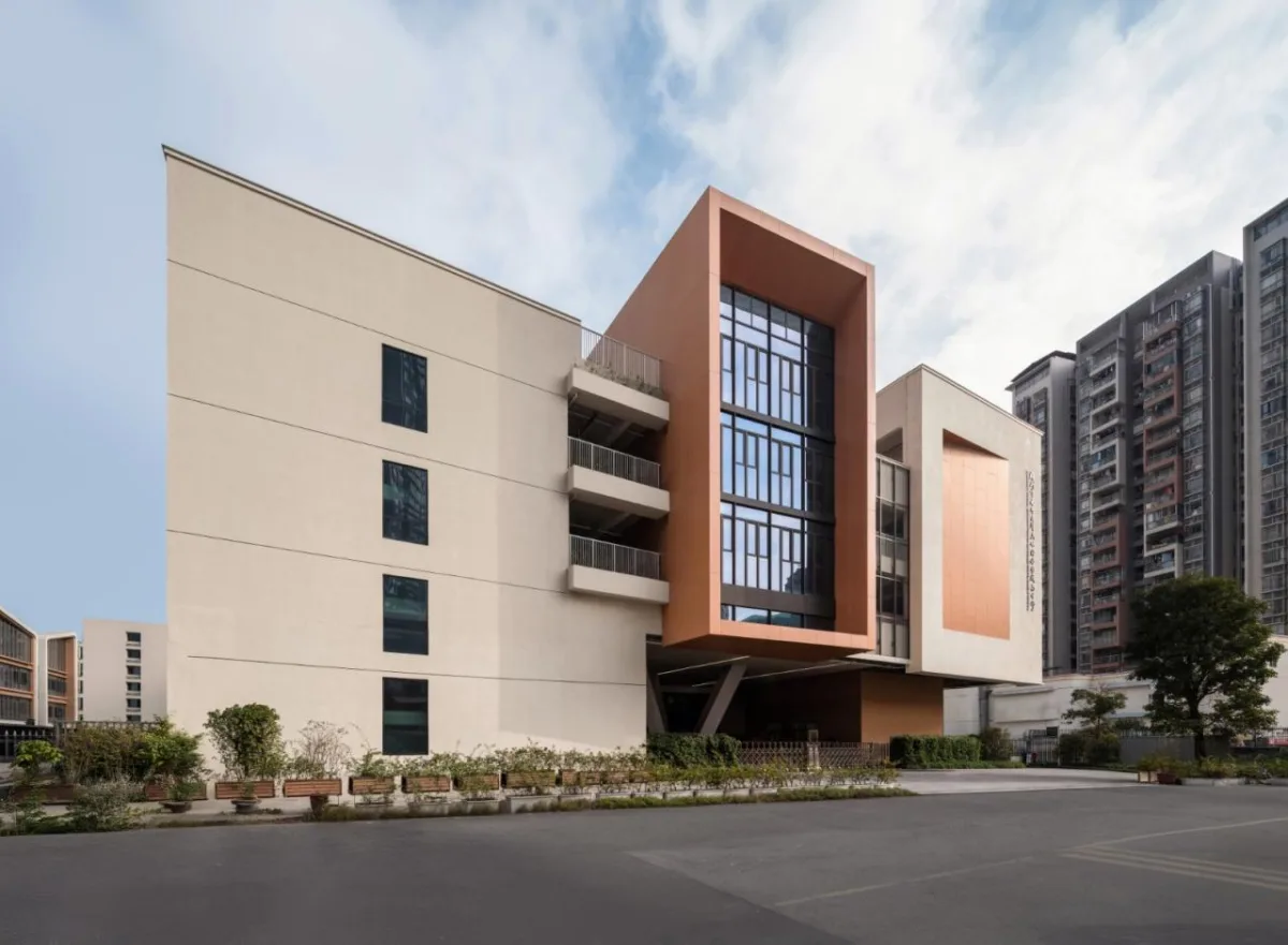 BIM建筑|深圳市龙华区清泉外国语学校初中部 / 一境建筑设计